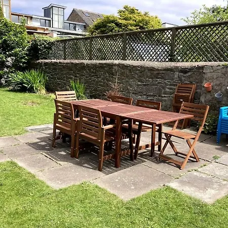 Family In The Heart Of Dublin