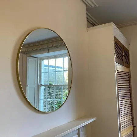 Family In The Heart Of Dublín